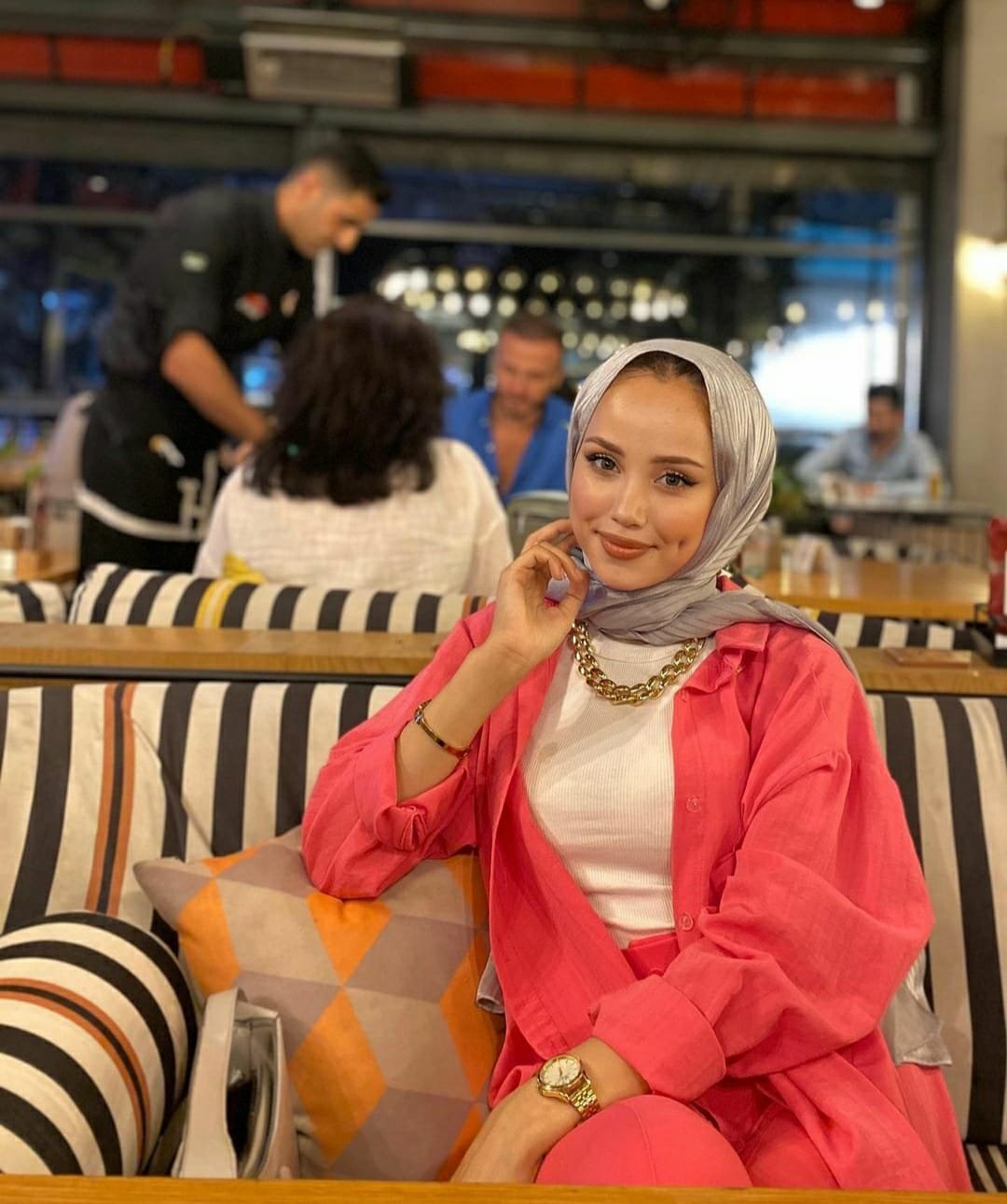 Genç Sonsuz Güzellik Escort Rüya